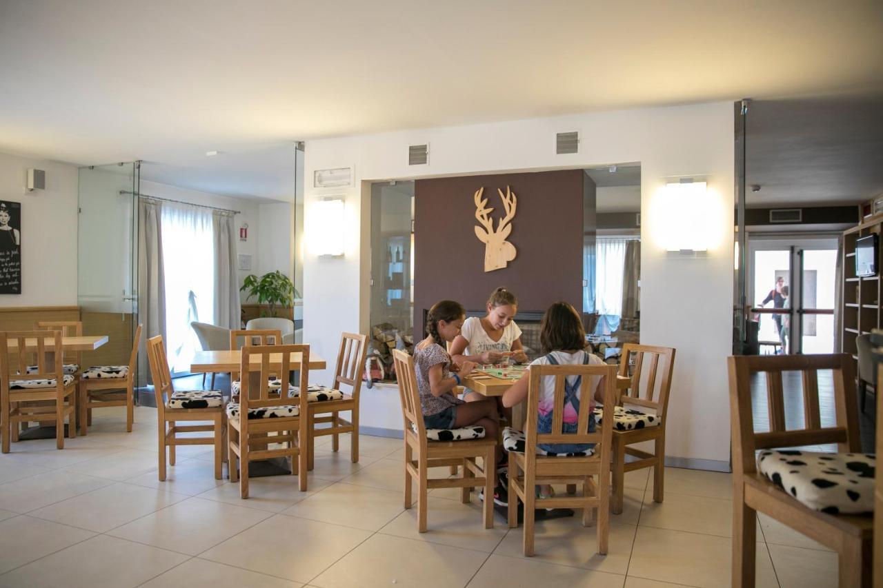 Hotel Luna Bianca Folgaria Bagian luar foto